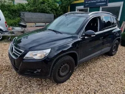Gebraucht VW Tiguan Team 136 PS (100 kW) 2011 Schwarz SUV