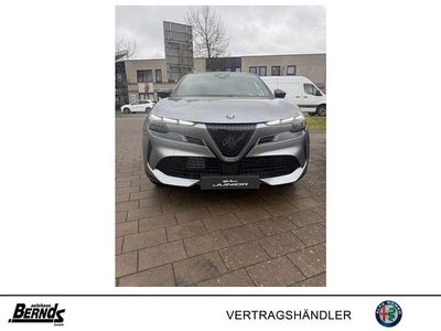 Neu Alfa Romeo GT Junior Ti 136 PS (100 kW) 2026 Grigio arese mit schwarzem dac SUV