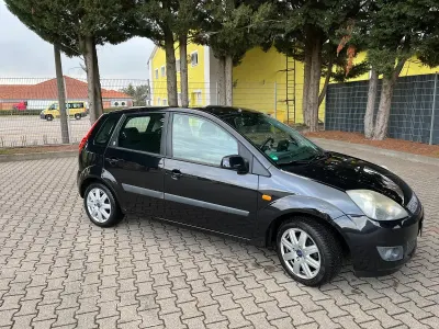 Gebraucht Ford Fiesta 80 PS (58 kW) 2006 Schwarz Kleinwagen