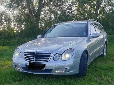 Mercedes E320