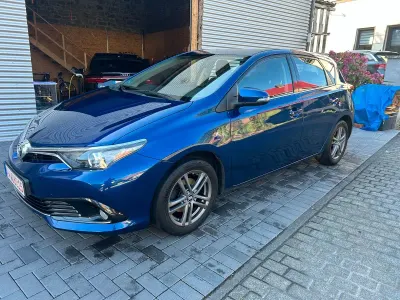 Gebraucht Toyota Auris Comfort 116 PS (85 kW) 2016 Blau Limousine