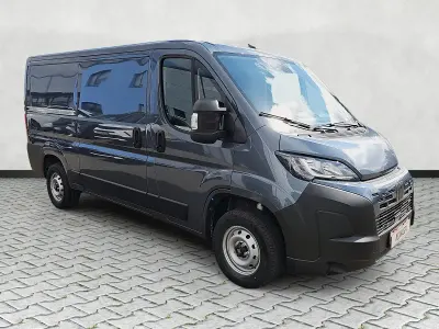 Neu Fiat Ducato 140 PS (102 kW) 2026 Grau Van