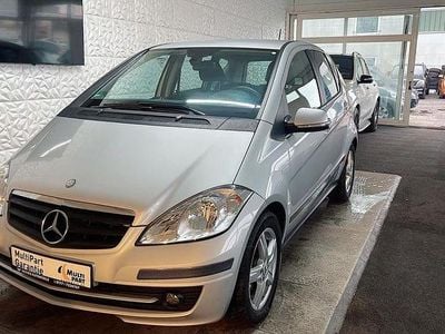 Gebraucht Mercedes A160 95 PS (69 kW) 2010 Silber Limousine