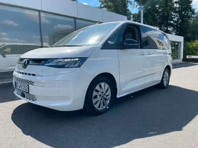 Gebraucht VW Multivan 150 PS (110 kW) 2024 Weiß Van / Kleinbus