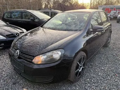 Usata VW Golf VI Comfortline 122 CV (89 kW) 2010 Nero Utilitaria