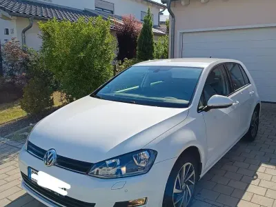 Gebraucht VW Golf VII Allstar 110 PS (80 kW) 2017 Weiß Limousine