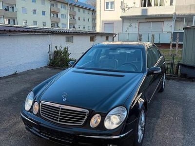 Usata Mercedes E320 Avantgarde 224 CV (164 kW) 2006 Nero Berlina