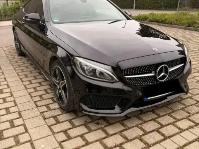 Gebraucht Mercedes C250 AMG line 204 PS (150 kW) 2017 Schwarz Coupé