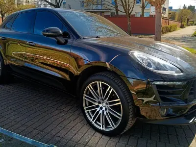 Gebraucht Porsche Macan Turbo 258 PS (189 kW) 2015 Schwarz SUV