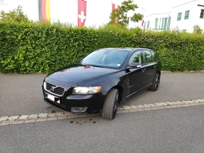 Gebraucht Volvo V50 Summum 230 PS (169 kW) 2008 Schwarz Kombi