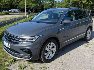 Gebraucht VW Tiguan Elegance 150 PS (110 kW) 2022 Grau SUV