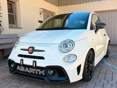 Gebraucht Abarth 695 Competizione 179 PS (131 kW) 2023 Weiß Kleinwagen