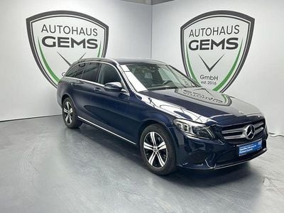 Gebraucht Mercedes C200 Avantgarde 184 PS (135 kW) 2018 Blau Limousine
