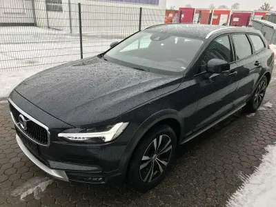 Usata Volvo V90 CC Pro 190 CV (139 kW) 2019 Grigio Station wagon