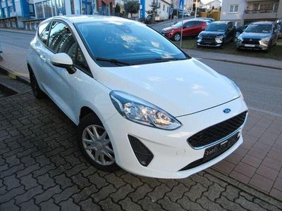 Gebraucht Ford Fiesta Trend 71 PS (52 kW) 2018 Weiß Kleinwagen