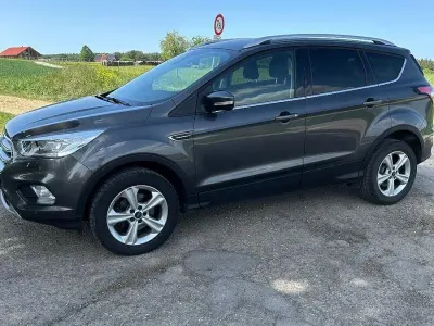 Gebraucht Ford Kuga Cool & Connect 150 PS (110 kW) 2017 Grau SUV