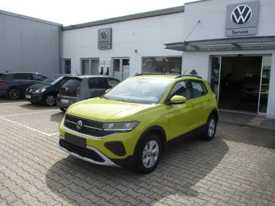 Neu VW T-Cross Life 95 PS (69 kW) 2026 Gelb SUV