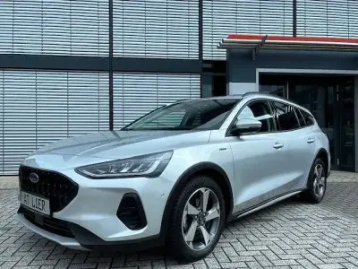 Gebraucht Ford Focus Active 116 PS (85 kW) 2023 Silber Kombi