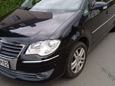 gebraucht VW Touran 2.0 TDI Highline