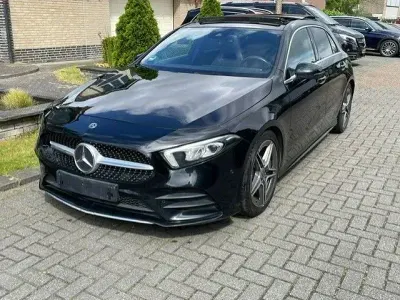 Gebraucht Mercedes A180 AMG line 116 PS (85 kW) 2018 Schwarz Limousine