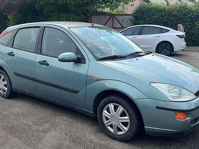 Gebraucht Ford Focus Futura 101 PS (74 kW) 1999 Limousine