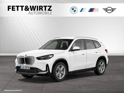 gebraucht BMW iX1 eDrive20 18"|LED|DaPlus|HeadUp|SHZ