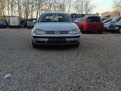 Gebraucht VW Golf IV Basis 75 PS (55 kW) 2000 Silber Limousine