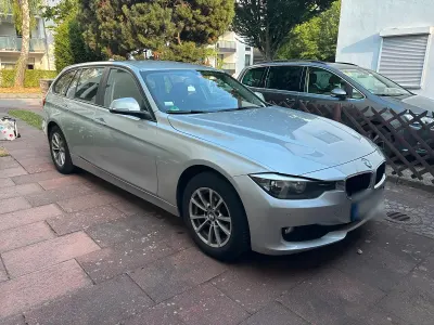 Gebraucht BMW 318 143 PS (105 kW) 2013 Silber Kombi