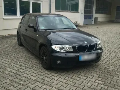 Gebraucht BMW 116 116 PS (85 kW) 2006 Schwarz Kleinwagen