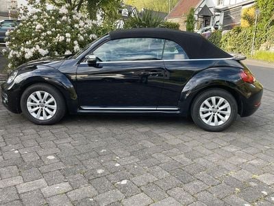 Second-hand VW Beetle Design 105 CP (77 kW) 2018 Negru Hatchback