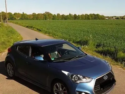 Gebraucht Hyundai Veloster 186 PS (136 kW) 2017 Blau Kleinwagen