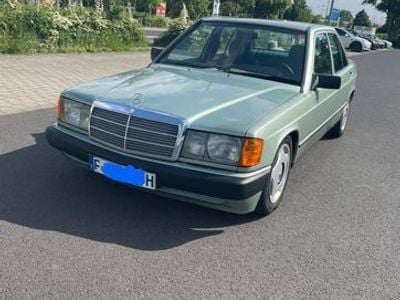 Gebraucht Mercedes 190 90 PS (66 kW) 1986 Grün Limousine
