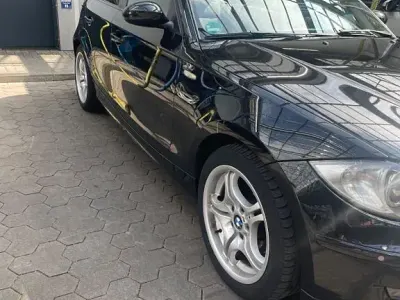 Gebraucht BMW 118 Sport Line 143 PS (105 kW) 2007 Schwarz Kleinwagen
