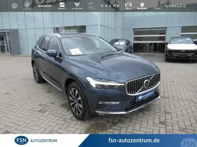 Gebraucht Volvo XC60 Plus 250 PS (183 kW) 2023 Denim blue SUV