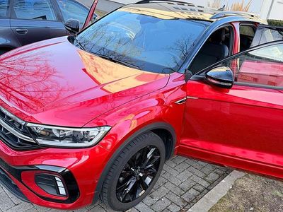 Gebraucht VW T-Roc 150 PS (110 kW) 2023 Rot SUV