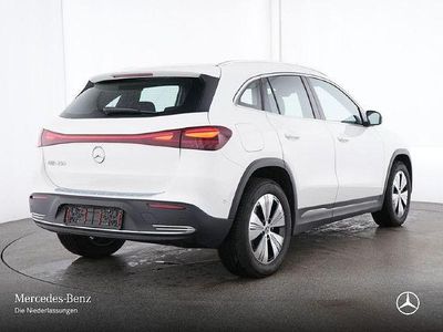 Mercedes EQA250