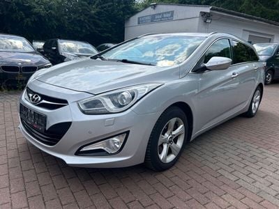 Silber Gebraucht 2013 Hyundai i40 Style Kombi | 6.790 € (Fairer Preis)