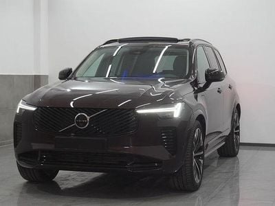 Usata Volvo XC90 Plus 455 CV (334 kW) 2025 Rosso SUV