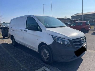 Gebraucht Mercedes Vito 136 PS (100 kW) 2019 Weiß Van