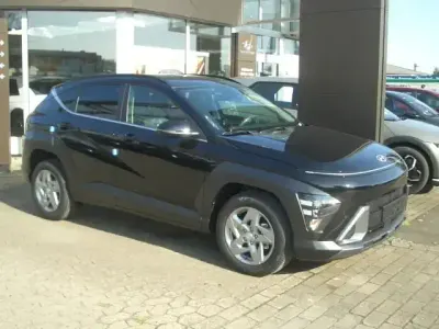 Gebraucht Hyundai Kona Trend 120 PS (88 kW) 2025 Abyss black SUV