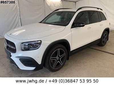 Mercedes GLB220