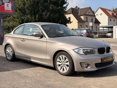 Gebraucht BMW 118 Coupé Advantage 143 PS (105 kW) 2012 Silber Coupé