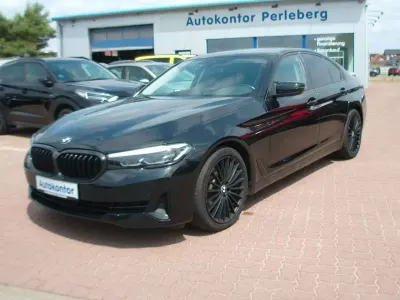 Gebraucht BMW 520 Shadowline 190 PS (139 kW) 2021 Schwarz Limousine