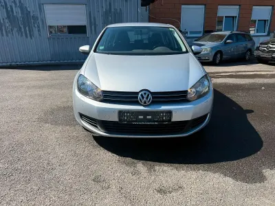 Gebraucht VW Golf VI Comfortline 110 PS (80 kW) 2009 Silber Kleinwagen