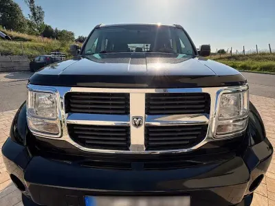 Gebraucht Dodge Nitro 177 PS (130 kW) 2008 Schwarz SUV