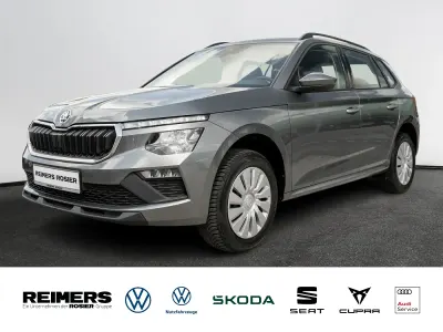 Gebraucht Skoda Kamiq Essence 95 PS (69 kW) 2025 Grau / graphitgrau SUV
