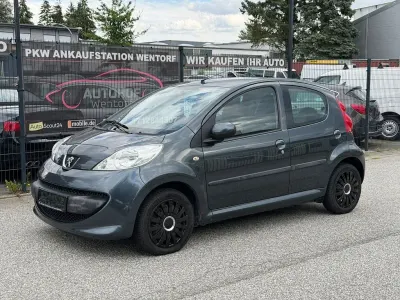 Gebraucht Peugeot 107 Filou 68 PS (50 kW) 2009 Grau Kleinwagen