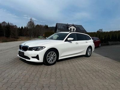 Gebraucht BMW 320 Advantage 190 PS (139 kW) 2021 Weiß Kombi