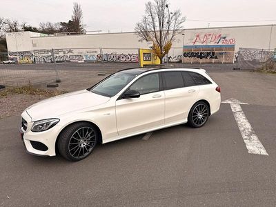 Gebraucht Mercedes C43 AMG AMG 367 PS (269 kW) 2018 Weiß Kombi