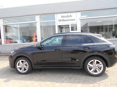 Nouă VW T-Roc Life 150 CP (110 kW) 2026 Negru SUV
